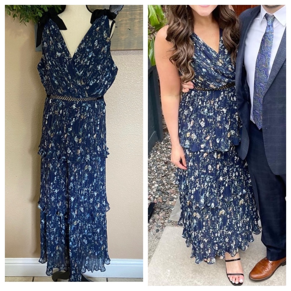 Lulus Such Sophistication Navy Blue Floral Print Pleated Maxi Dress